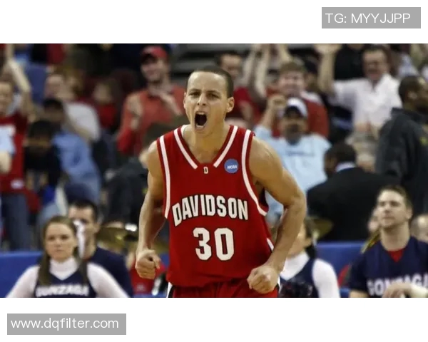 库里正式加盟戴维森学院担任篮球项目总经理助理职务