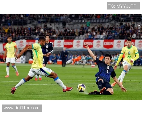 今日足球赛事精彩纷呈各大联赛对决一触即发球迷热情高涨不容错过 今日足球赛事精彩纷呈各大联赛对决一触即发球迷热情高涨不容错过